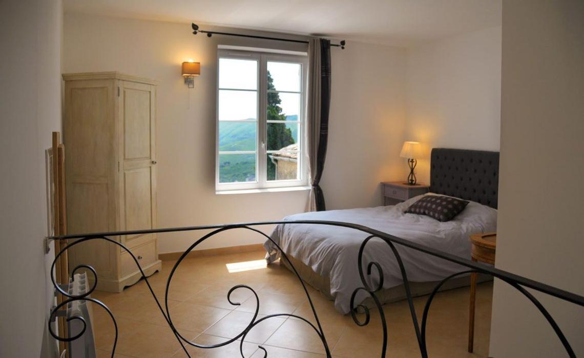 Casale Lucrezia Bed & Breakfast Cagnano Eksteriør bilde